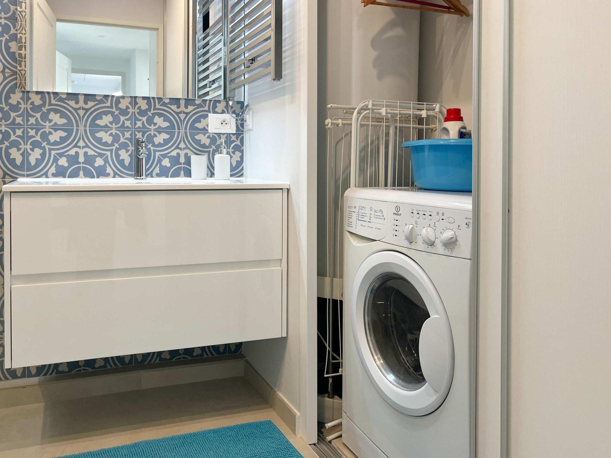 Risso - One Bedroom With Pool, Newly Renovated In Spring 2024 نيس المظهر الخارجي الصورة